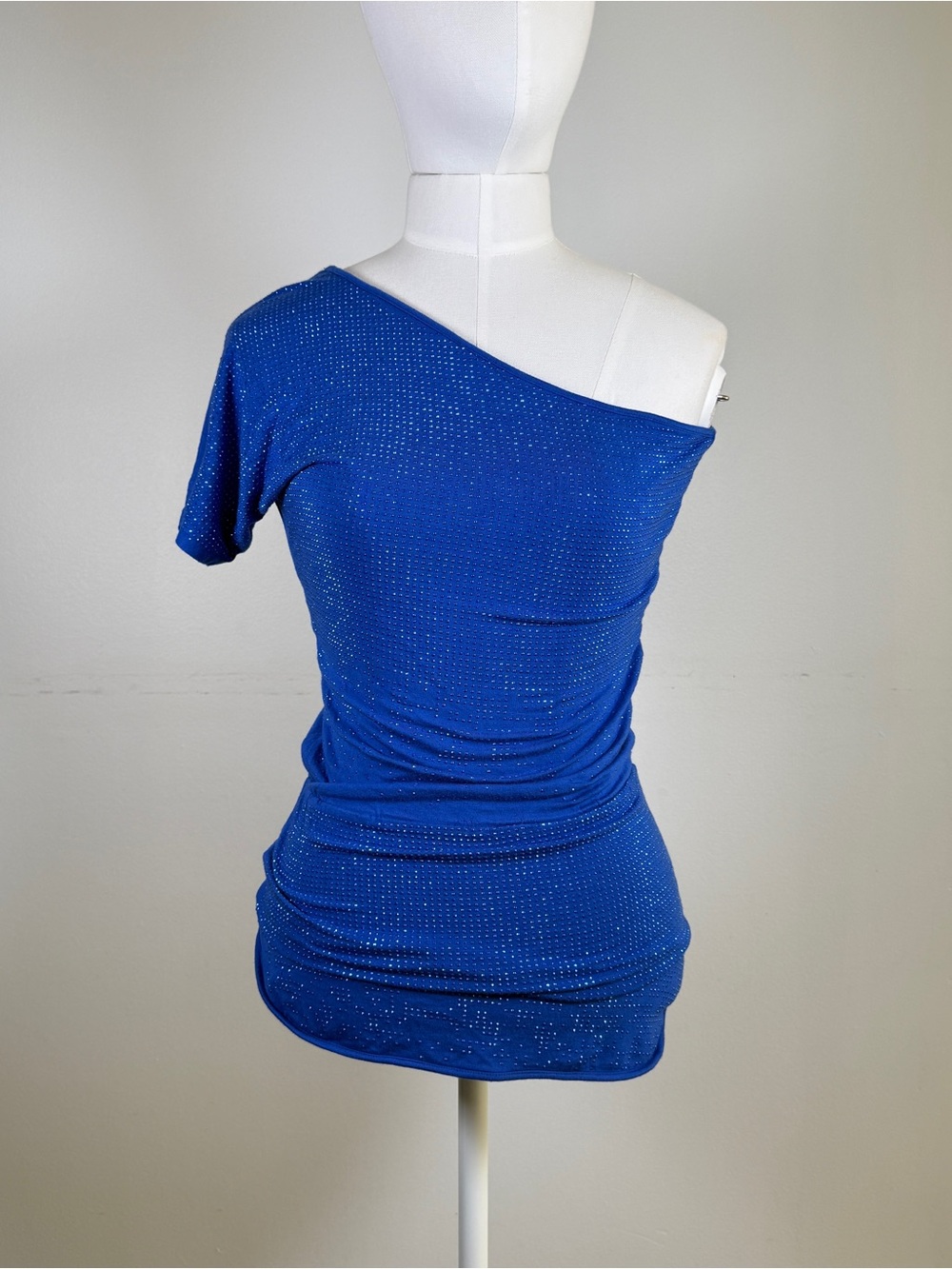 Y2K Seductions Women’s One-Shoulder Sparkle Top in Royal Blue